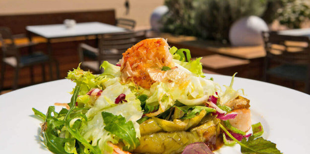 Ensalada de alcachofas y langostinos | Can Miquel Restaurant Ensalada de alcachofas y langostinos | Can Miquel Restaurant